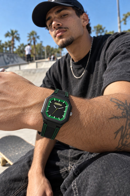 Saint Venice Ollie Green — no pulso